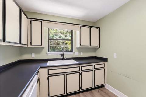1563 San Luis Road, Tallahassee FL - photo 17 of 53