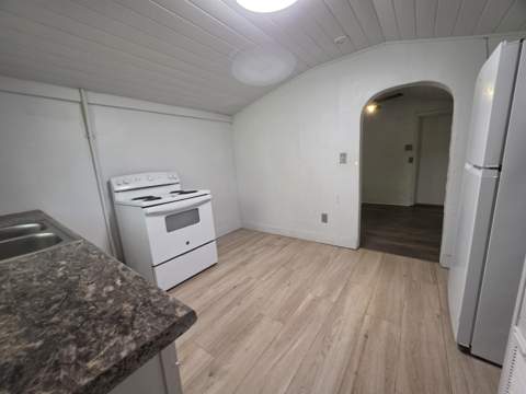 2046 Holmes Street, Tallahassee FL - photo 13 of 48