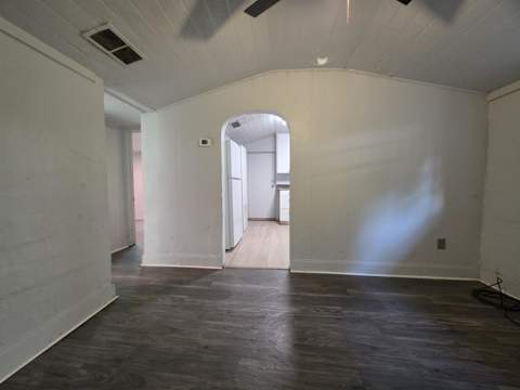 2046 Holmes Street, Tallahassee FL - photo 8 of 48