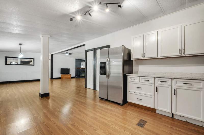 4 bedroom ManufacturedHome at 96 Savannah Road, Savannah Acres, Crawfordville — photo 3