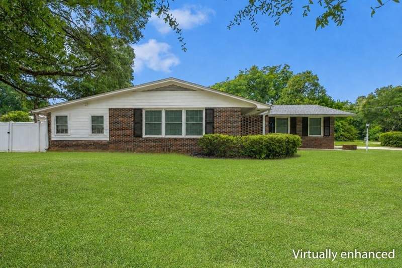3 bedroom Detached at 1507 Davis Drive, Meadow Hills, Tallahassee — photo 3