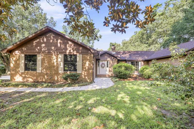 4 bedroom Detached at 2056 Champagne Drive, Lafayette Oaks, Tallahassee — photo 1