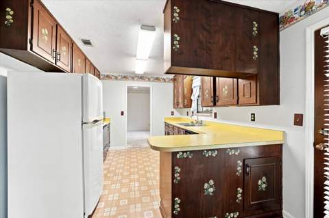 2056 Champagne Drive, Tallahassee FL - photo 22 of 70