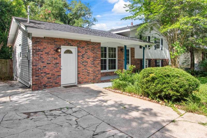 4 bedroom Detached at 2003 Scenic Road, Scenic Heights, Tallahassee — photo 4
