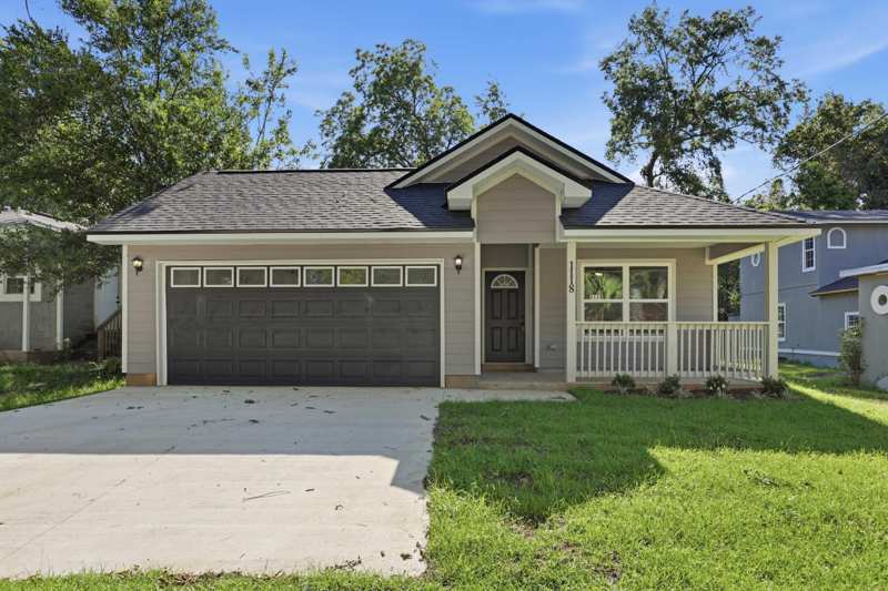 3 bedroom Detached at 1118 Clay Street, Griffin Col Heights Add, Tallahassee — photo 1