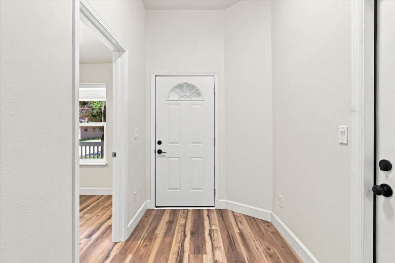 3 bedroom Detached at 1118 Clay Street, Griffin Col Heights Add, Tallahassee — photo 4