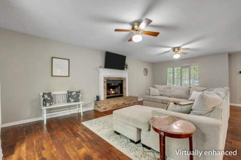 6281 Longwood Court, Tallahassee FL - photo 11 of 42