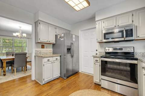 6281 Longwood Court, Tallahassee FL - photo 15 of 42
