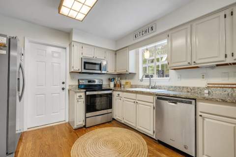 6281 Longwood Court, Tallahassee FL - photo 17 of 42