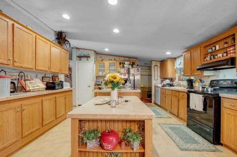 9016 Glover Court, Tallahassee FL - photo 11 of 36