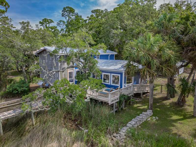 3 bedroom Detached at 88 River Drive, River Bend, Panacea — photo 1