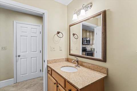 215 W College Avenue, Tallahassee FL - photo 10 of 36