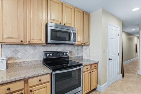 215 W College Avenue, Tallahassee FL - photo 13 of 36