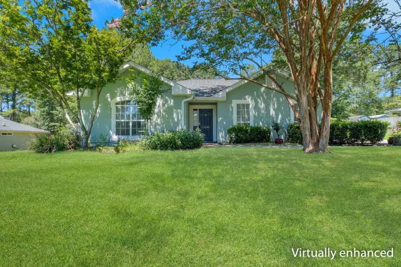 3 bedroom Detached at 230 Glenbrook Drive, Ashford Glen, Tallahassee — photo 1