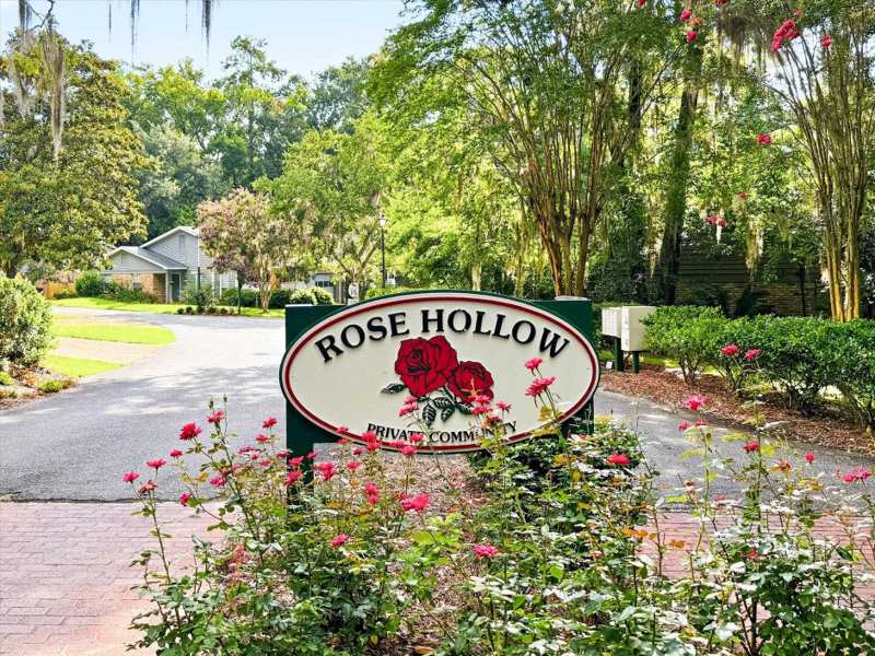2 bedroom Townhouse at 3111 Brockton Way, Rose Hollow, Tallahassee — photo 1