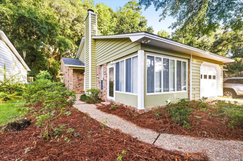 2 bedroom Townhouse at 3111 Brockton Way, Rose Hollow, Tallahassee — photo 2
