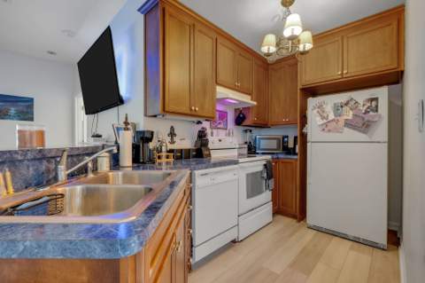 910 Myrtle Avenue, Quincy FL - photo 11 of 24