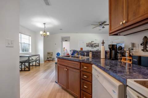 910 Myrtle Avenue, Quincy FL - photo 13 of 24