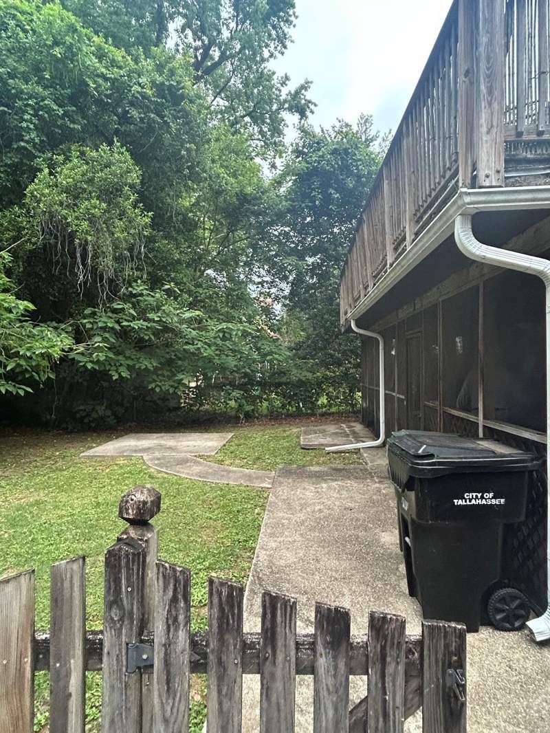 bedroom MultiFamily at 602 Gunter Street, Melrose Park, Tallahassee — photo 4