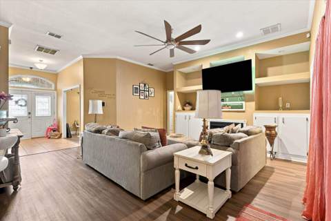 496 Rustling Pines Boulevard, Midway FL - photo 11 of 42