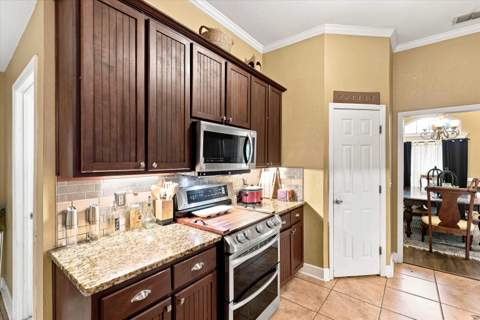 496 Rustling Pines Boulevard, Midway FL - photo 16 of 42
