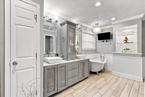 496 Rustling Pines Boulevard, Midway FL - photo 23 of 42