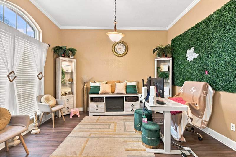 4 bedroom Detached at 496 Rustling Pines Boulevard, Rustling Pines, Midway — photo 5