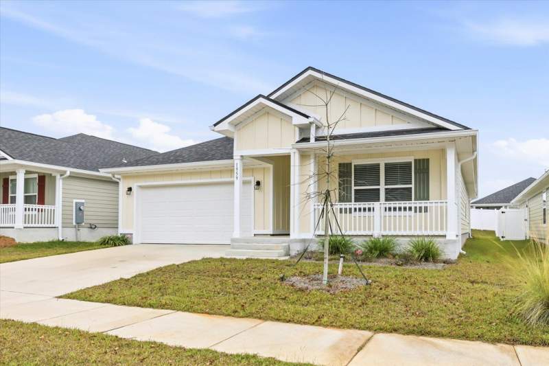 4 bedroom Detached at 1959 Chickadee Way, Lake Mary Forest at Southwood, Tallahassee — photo 3
