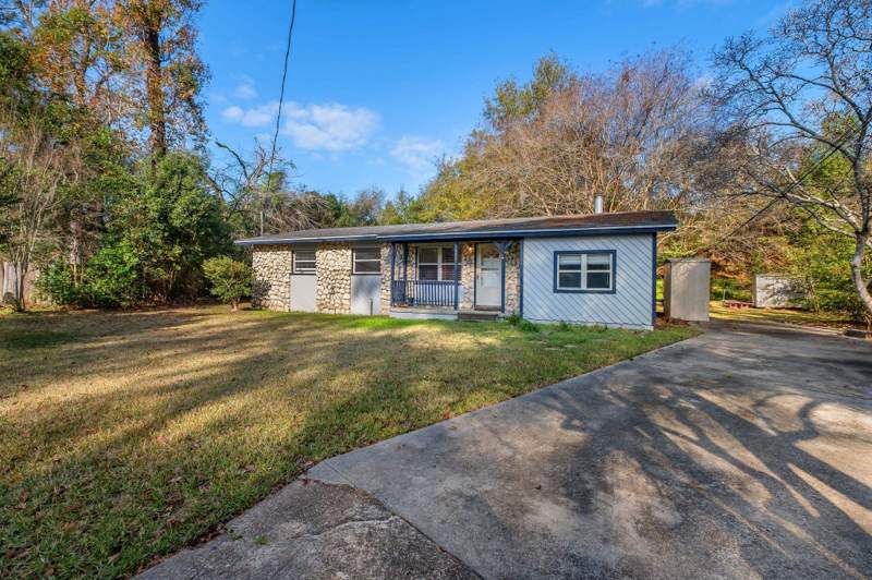 3 bedroom Detached at 432 Margaret Court, Inglewood, Tallahassee — photo 2