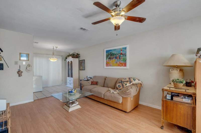 2 bedroom Townhouse at 2504 Prest Court, Pinecrest Unrecorded, Tallahassee — photo 2