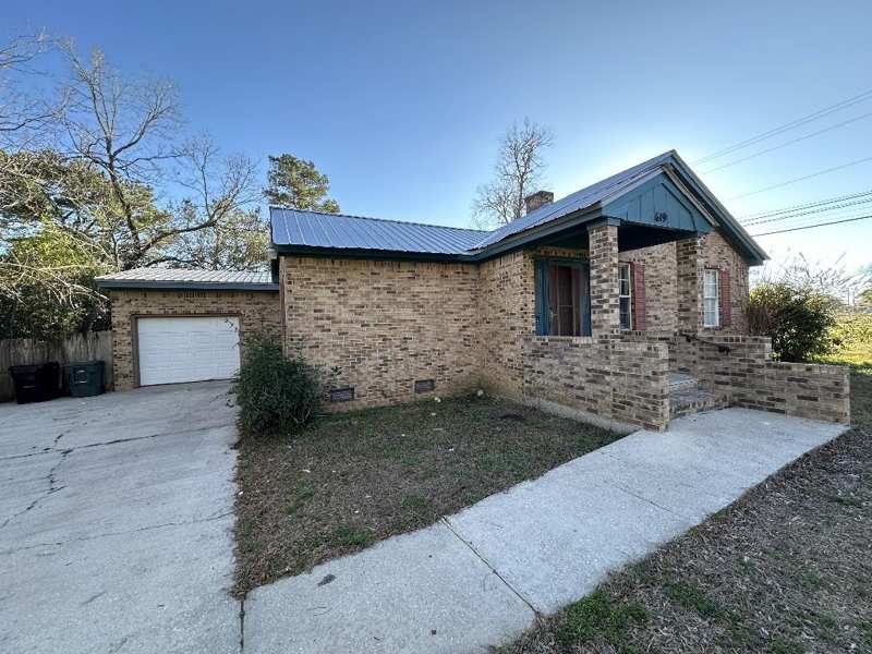 3 bedroom Detached at 619 howard Avenue, College Terrace, Tallahassee — photo 1