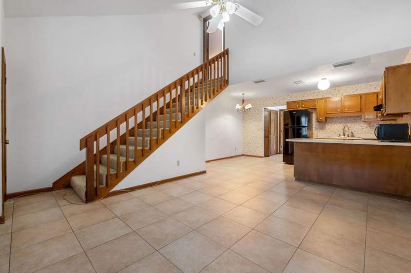 2 bedroom Townhouse at 2335 Tina Drive, Victory Terrace Unrecorded, Tallahassee — photo 3