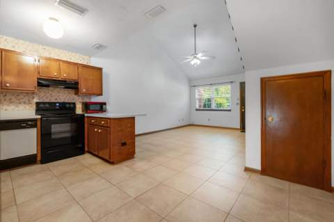 2335 Tina Drive, Tallahassee FL - photo 6 of 20