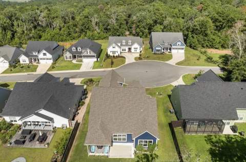 8525 Castle Pine Drive, Tallahassee FL - photo 8 of 70