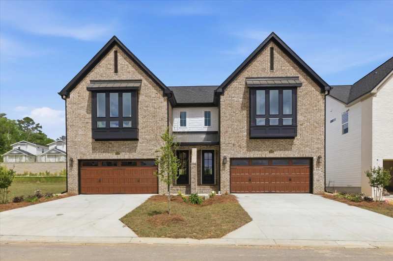 5 bedroom Townhouse at 8369 Bull Headley Road, Landon Hills, Tallahassee — photo 1