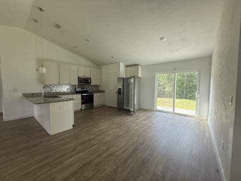 407 Mae Cato Drive, Midway FL - photo 6 of 14
