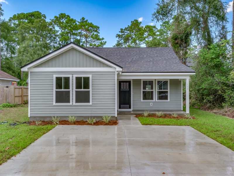 3 bedroom Detached at 63 Comanche Trail, Wakulla Gardens, Crawfordville — photo 1
