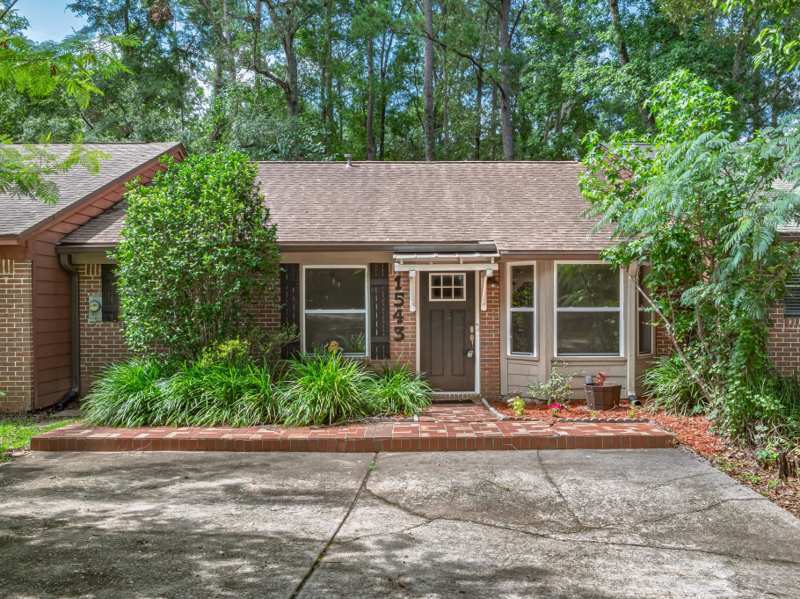 2 bedroom Townhouse at 1543 San Luis Road, San Luis On The Park, Tallahassee — photo 1