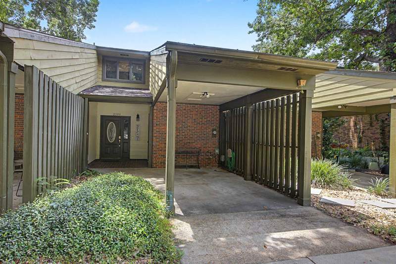 2 bedroom Townhouse at 2399 Merrigan Place, Killearn Estates, Tallahassee — photo 3