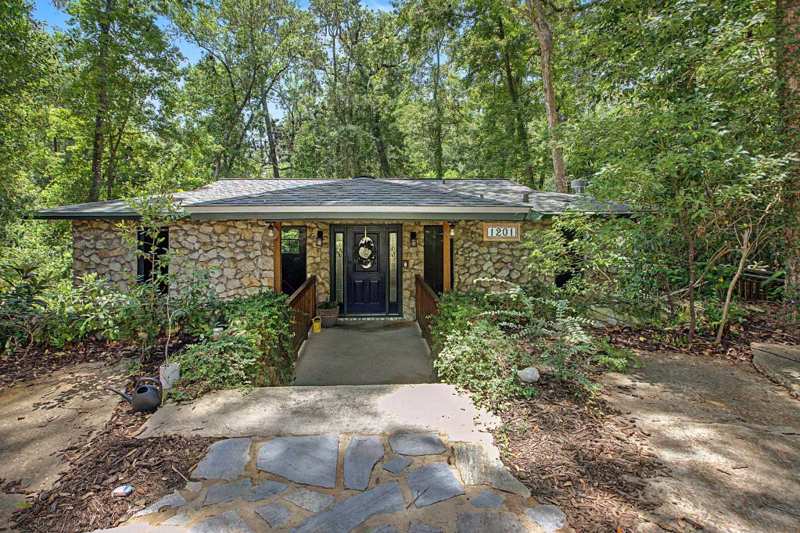 3 bedroom Detached at 1201 Devils Dip, Brockswood Park, Tallahassee — photo 1