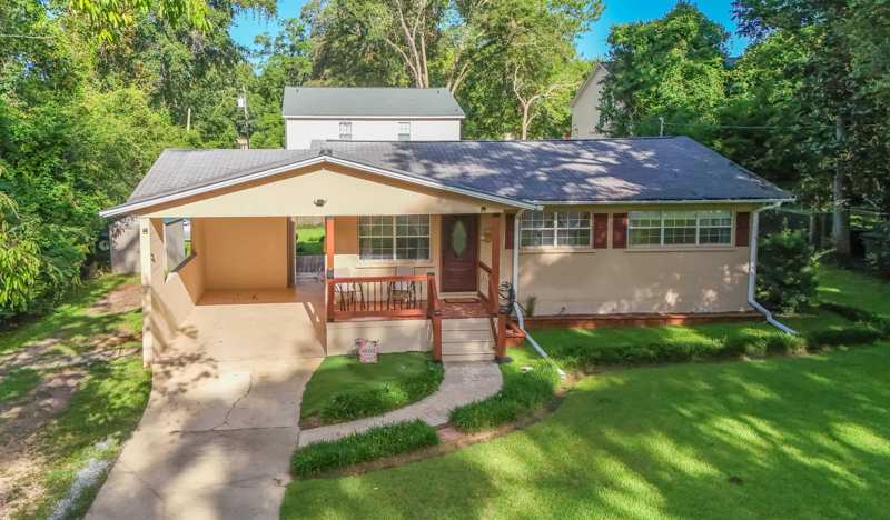 3 bedroom Detached at 1924 Trimble Road, Plantation of Tallahassee, Tallahassee — photo 1
