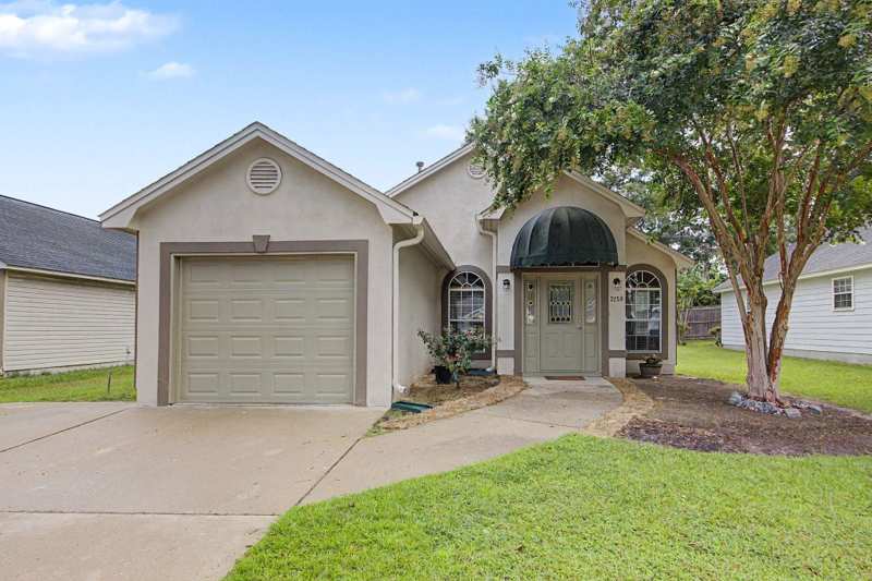 3 bedroom Detached at 3259 Skyview Drive, View Pointe, Tallahassee — photo 1