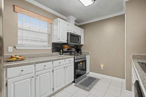 3259 Skyview Drive, Tallahassee FL - photo 18 of 44