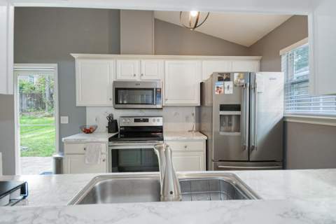 9138 Stonehenge Trail, Tallahassee FL - photo 11 of 37
