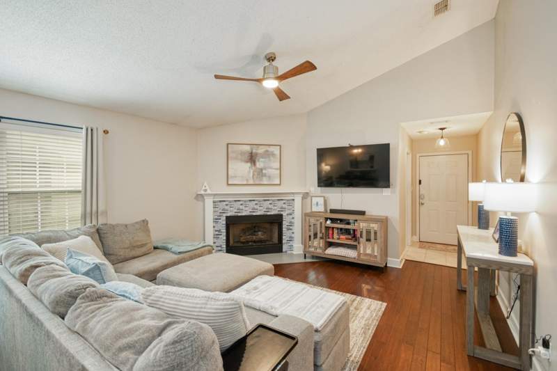 3 bedroom Detached at 9138 Stonehenge Trail, The Glen at Golden Eagle, Tallahassee — photo 4