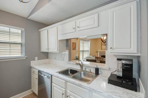 9138 Stonehenge Trail, Tallahassee FL - photo 8 of 37