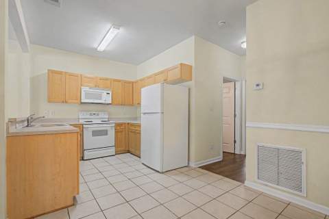 3400 Old Bainbridge Road, Tallahassee FL - photo 11 of 50