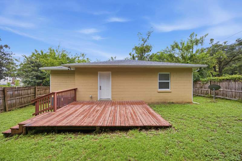 4 bedroom Detached at 734 Putnam Drive, Hill Terrace, Tallahassee — photo 2