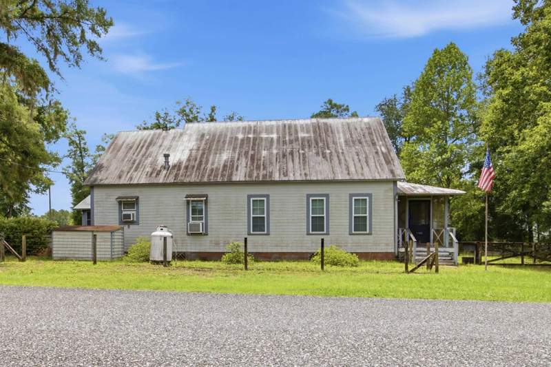 3 bedroom Detached at 11343 Eva Lane, Capitola Fla, Tallahassee — photo 2