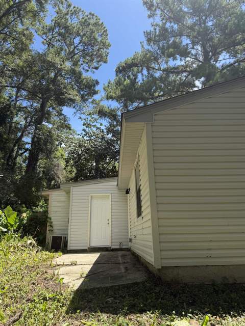 1534 Merry Oaks Court, Tallahassee FL - photo 16 of 18